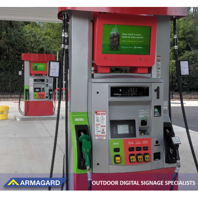 Topper de bomba digital de Armagard en uso en una estación de servicio de gasolinera. Véalo en Integrated Systems Europe 2020.