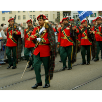 Una moderna banda de música se beneficia de la rica historia de las gaitas militares.